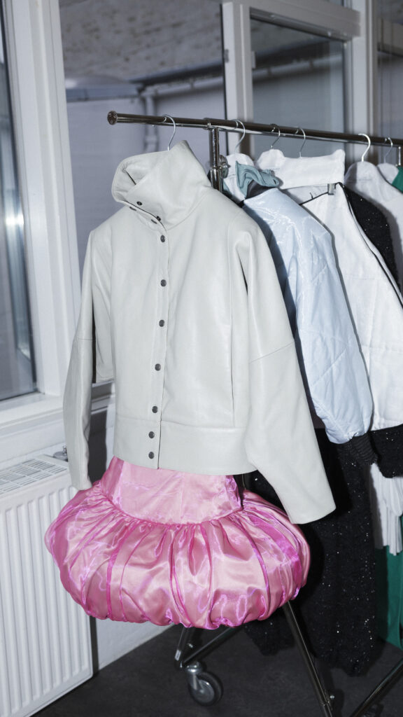 Nicklas Skovgaard — Threads of Memory and Modernity