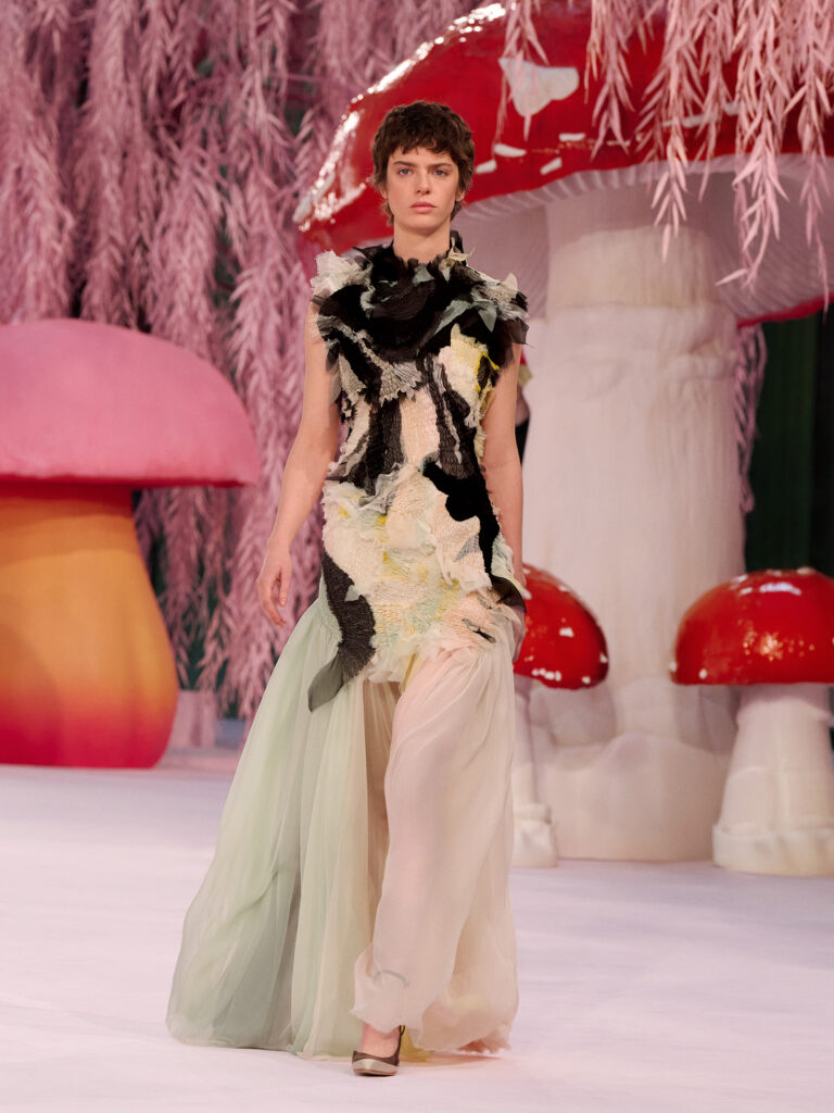 CHANEL SS26 Haute Couture Runway