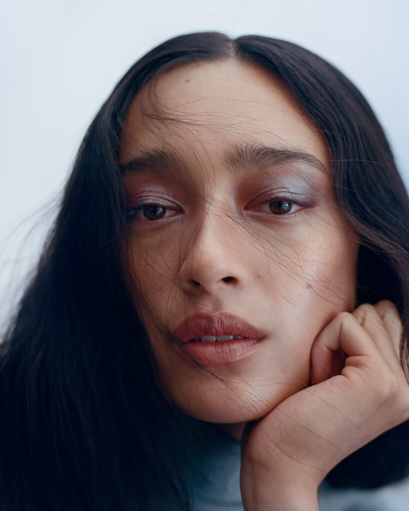 Manasi 7 Launches Eye Glow Colour in Two New Shades