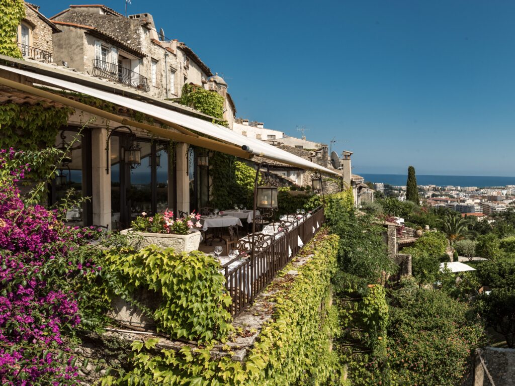 Château Le Cagnard: Scandinavian Soul on the French Riviera