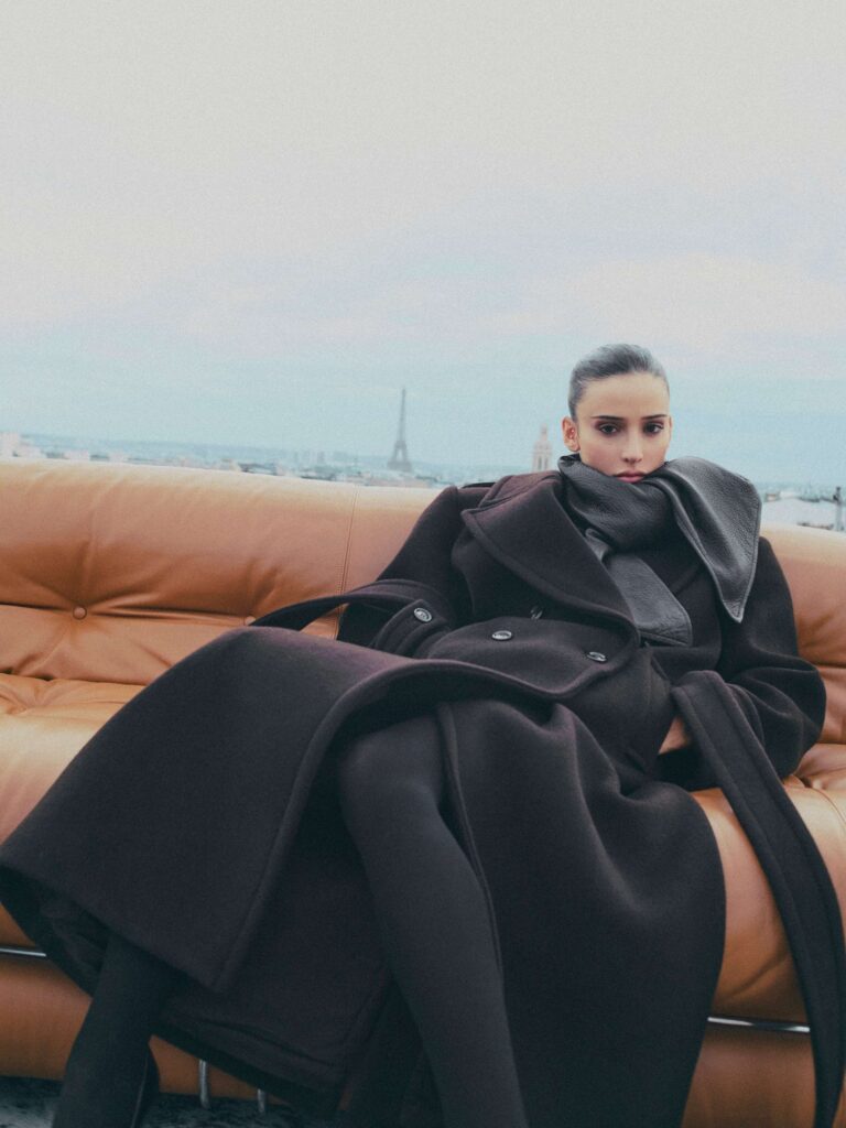 ARAKII Fall Winter 2026: Livia Nunes Embraces The Distance