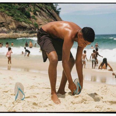 Havaianas Returns to Its Roots